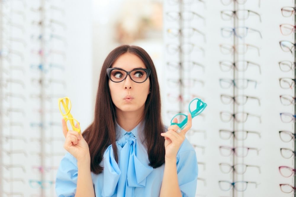 how much is the cost of prescription glasses